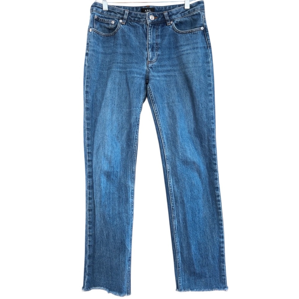 A.P.C Jean Droit in classic blue denim Wash size 30 ankle fray